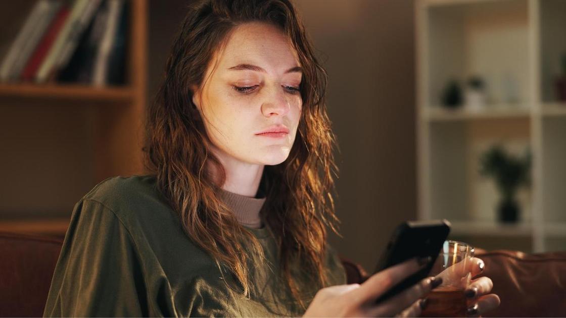 «Меня раздражает общение: с семьей, подругой, коллегами. Даже отношения не хочу заводить, чтобы не тратить время на парня» (Психология) «Меня раздражает общение: с семьей, подругой, коллегами. Даже отношения не хочу заводить, чтобы не тратить время на парня» (Психология)