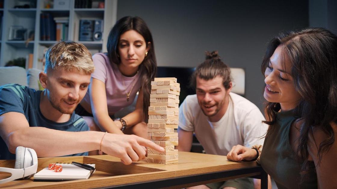 «Хочу сменить имя, а подруга отказалась меня им называть. Как реагировать на такое неуважение?» (Психология) «Хочу сменить имя, а подруга отказалась меня им называть. Как реагировать на такое неуважение?» (Психология)