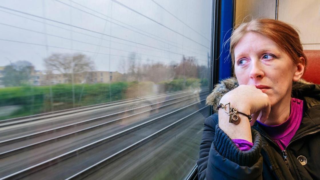 «Влюбилась в мужчину по переписке и приехала к нему в гости. А там — другая женщина» (Психология) «Влюбилась в мужчину по переписке и приехала к нему в гости. А там — другая женщина» (Психология)