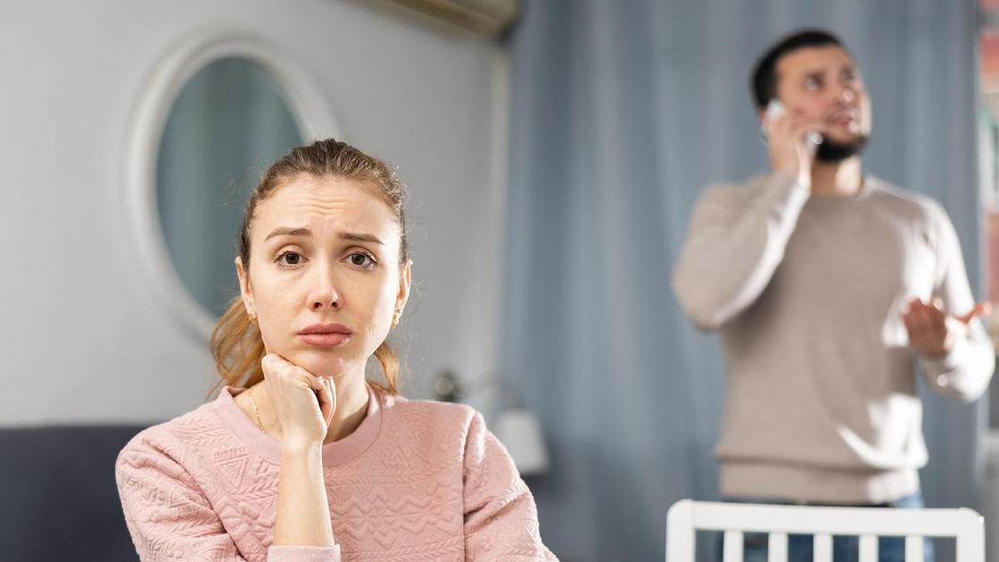 «Муж общается с коллегой. Замужней. И уверяет, что мне все кажется» (Психология) «Муж общается с коллегой. Замужней. И уверяет, что мне все кажется» (Психология)