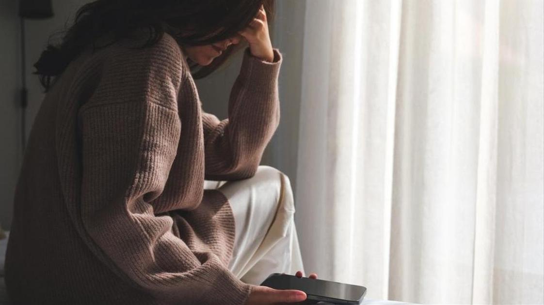 «Живу с парнем уже 3 года, а он в переписке с какой-то девушкой называет меня просто „подругой“» (Психология) «Живу с парнем уже 3 года, а он в переписке с какой-то девушкой называет меня просто „подругой“» (Психология)