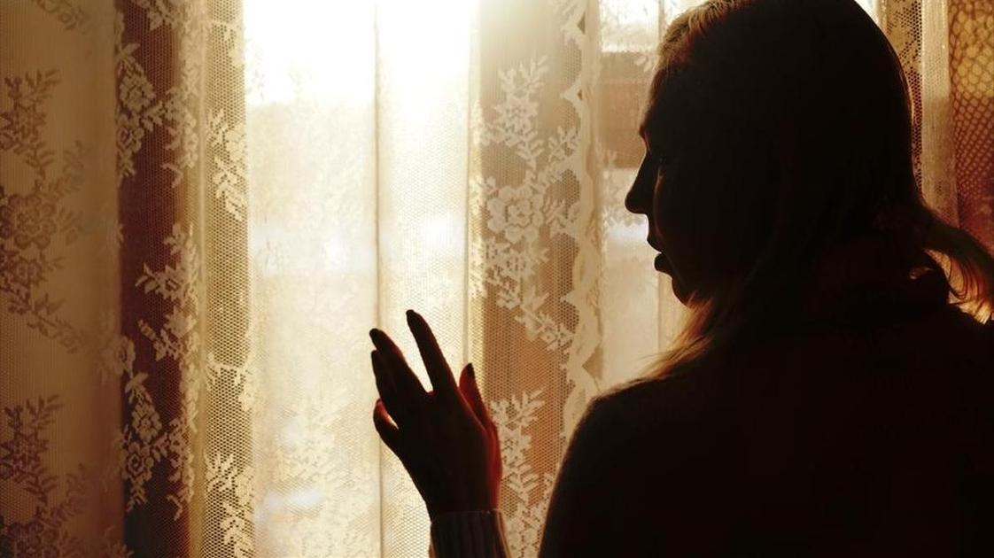 &laquo;Борюсь с постоянной тревогой. Из-за нее ни с кем не общаюсь, не могу ходить на работу и боюсь принимать таблетки&raquo;  (Психология)