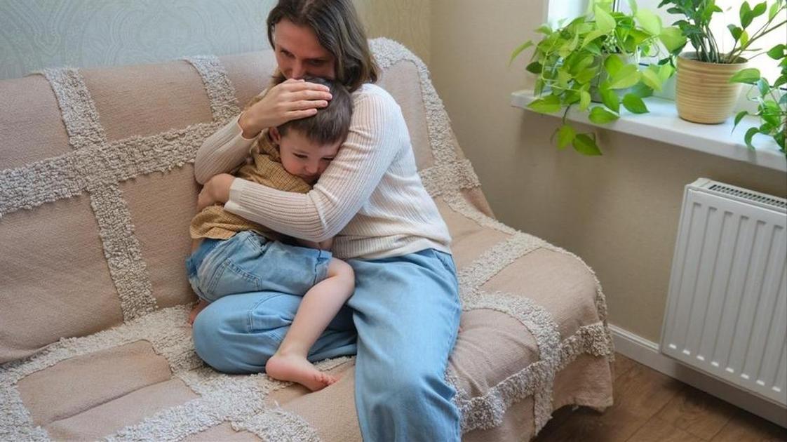 &laquo;У сына аутизм, муж не выдержал и ушел, а я продолжаю жить в усталости и тревоге. Неужели нормальной жизни для меня не существует?&raquo;  (Психология)