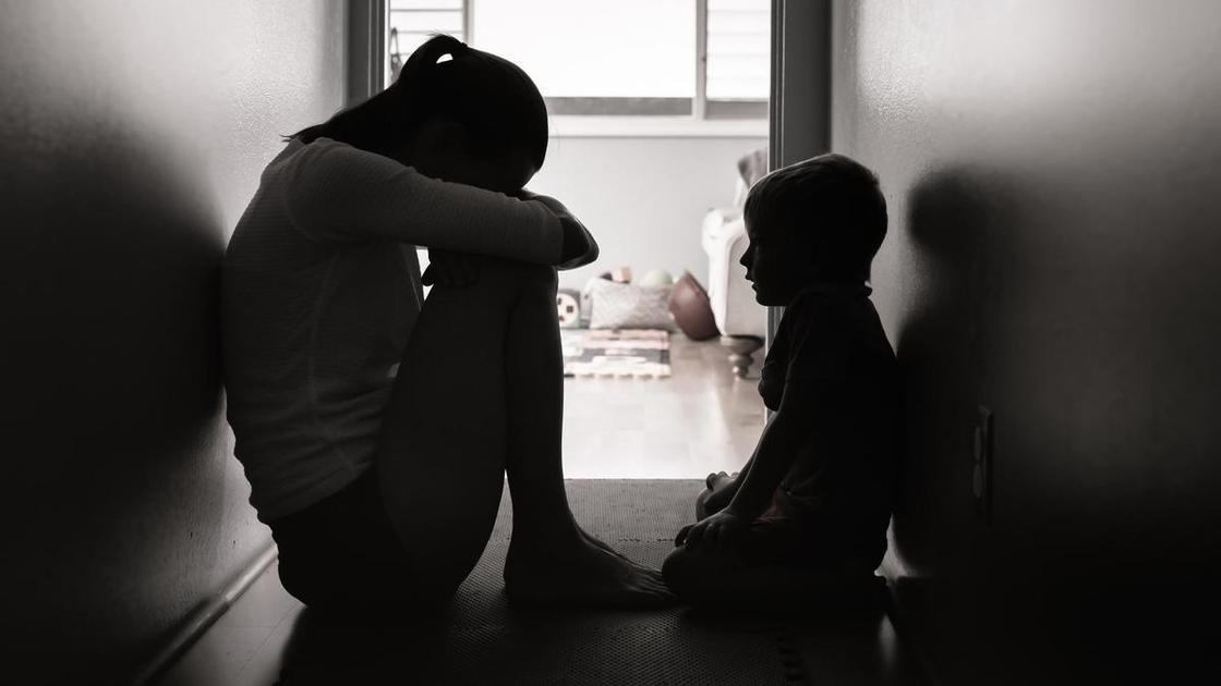 &laquo;Знаю по кондиционеру, когда белье мужа стирает любовница. Как уйти от тирана-двоеженца?&raquo;  (Психология)