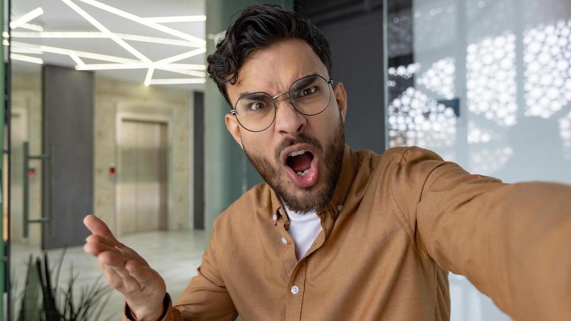 &laquo;Женщины получают все просто так, а мужчины только &bdquo;должны&ldquo;. Утопаю в жалости к себе&raquo;  (Психология)