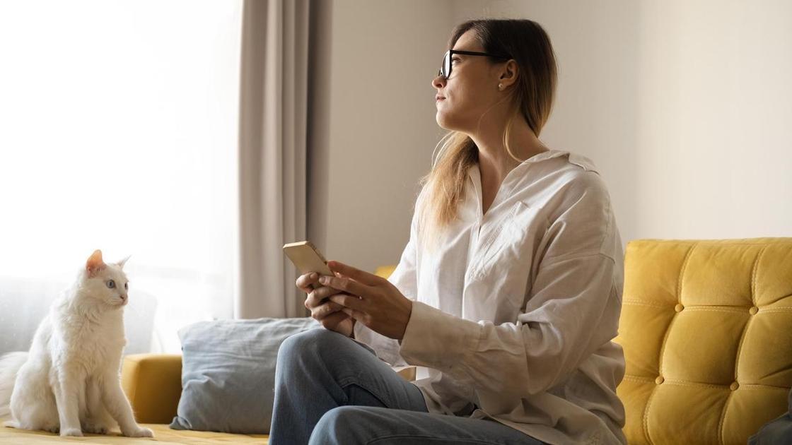 &laquo;После 26-летнего брака появился страх отношений. Встречаюсь с мужчиной на расстоянии, но боюсь личной встречи&raquo;  (Психология)