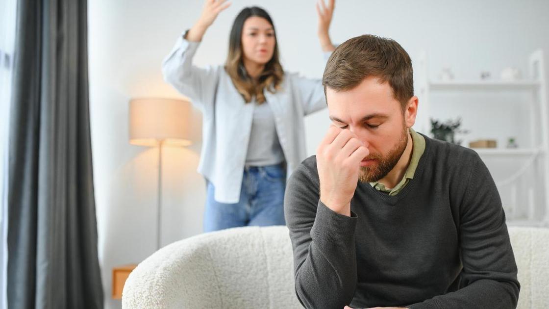 «За полтора года жизни со старшей сестрой разучился получать удовольствие от жизни» (Психология) «За полтора года жизни со старшей сестрой разучился получать удовольствие от жизни» (Психология)