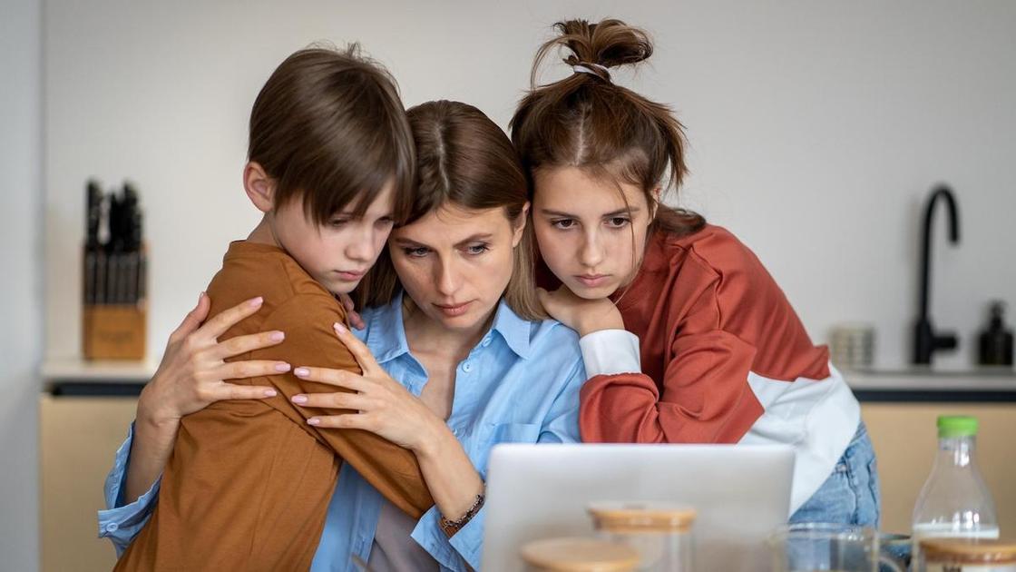 «Муж выбрал карьеру, фактически бросив меня с детьми. Домой хочет приходить лишь на все готовое» (Психология) «Муж выбрал карьеру, фактически бросив меня с детьми. Домой хочет приходить лишь на все готовое» (Психология)