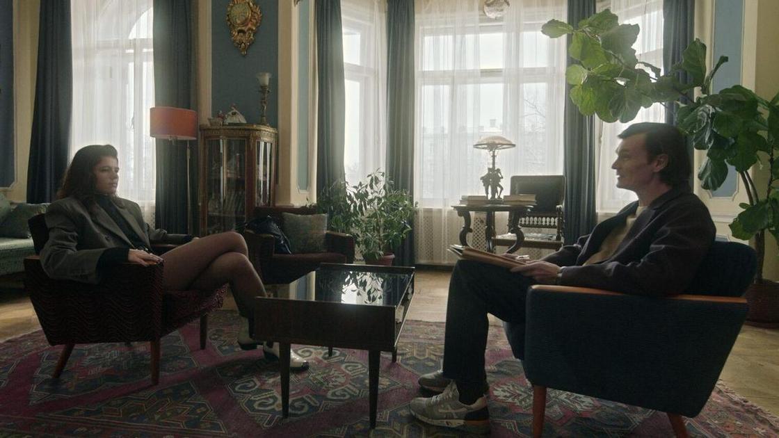 Сериал &laquo;Черное облако&raquo;: сюжет и содержание 2 сезонов 2023-2025, разбор психолога  (Психология)