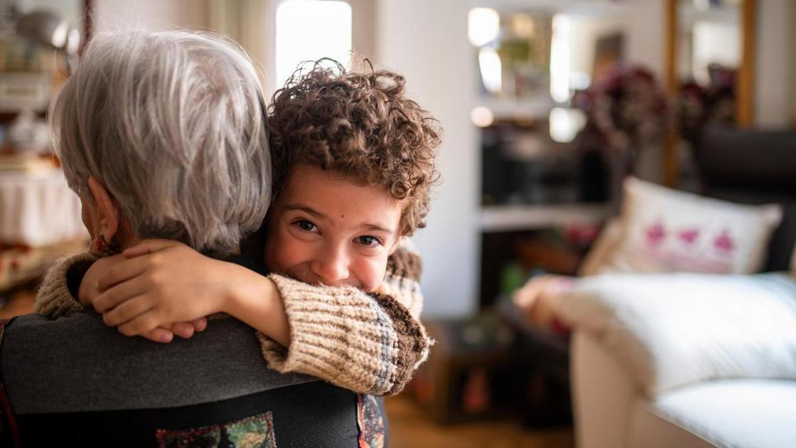 &laquo;Бабушка мужа забирает у меня власть над ребенком и подрывает мой авторитет&raquo;  (Психология)