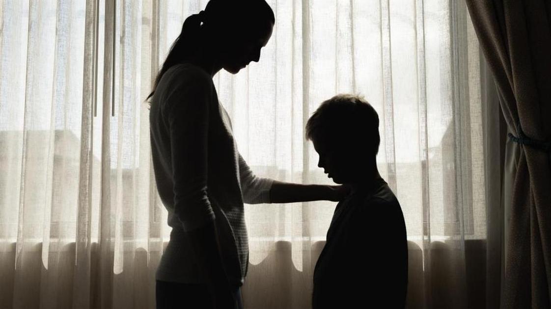 &laquo;Семилетний сын говорит, что хотел бы убить меня, но потом пугается собственных мыслей и плачет&raquo;  (Психология)