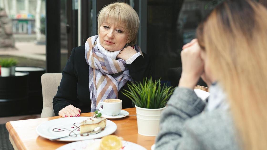 &laquo;В стремлении стать независимой от мамы я разрушила наши с ней отношения&raquo;  (Психология)