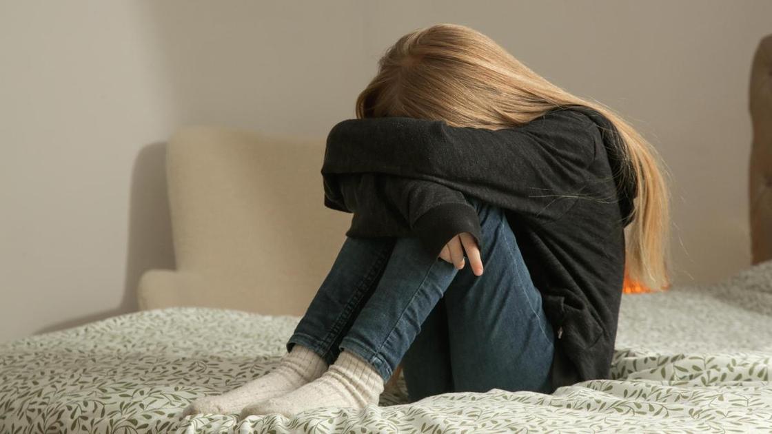 &laquo;Начинаются панические атаки, если мамы нет рядом. Плачу и грущу, хотя понимаю, что она скоро вернется&raquo;  (Психология)